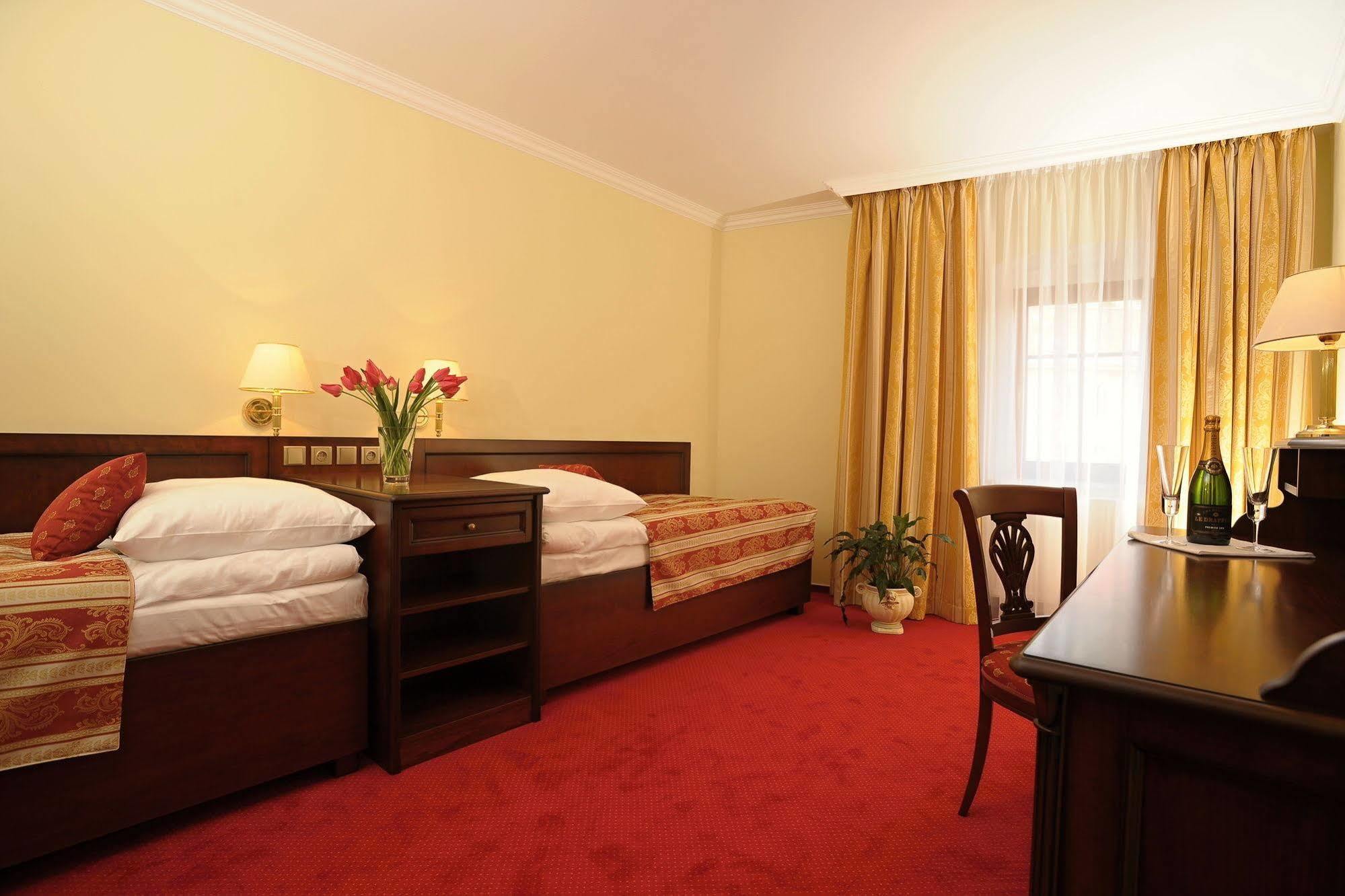 Apartman U Krale - 2 Jičín Екстериор снимка