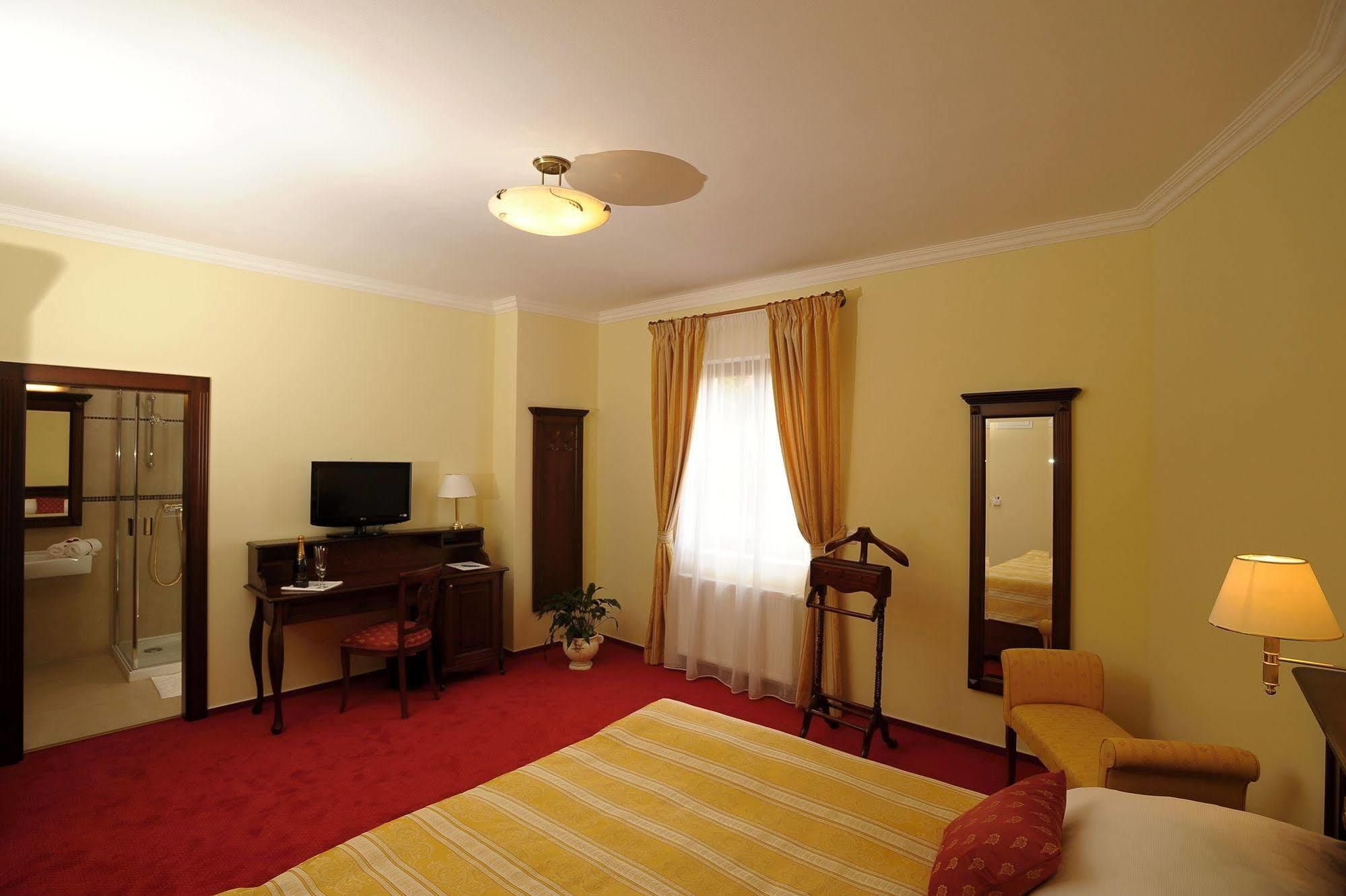 Apartman U Krale - 2 Jičín Екстериор снимка