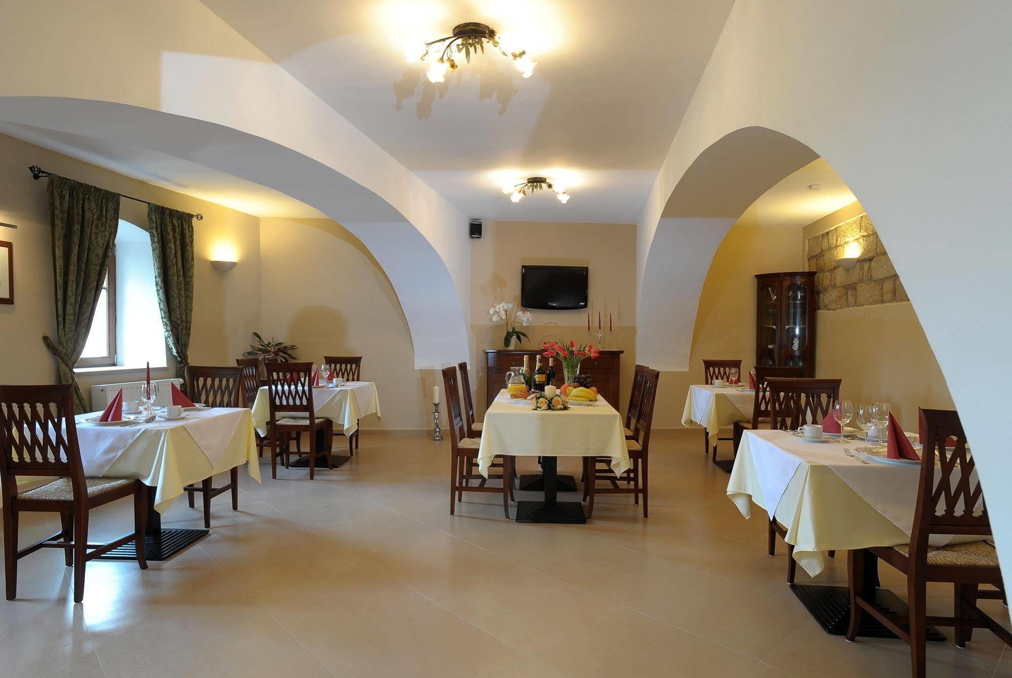Apartman U Krale - 2 Jičín Екстериор снимка